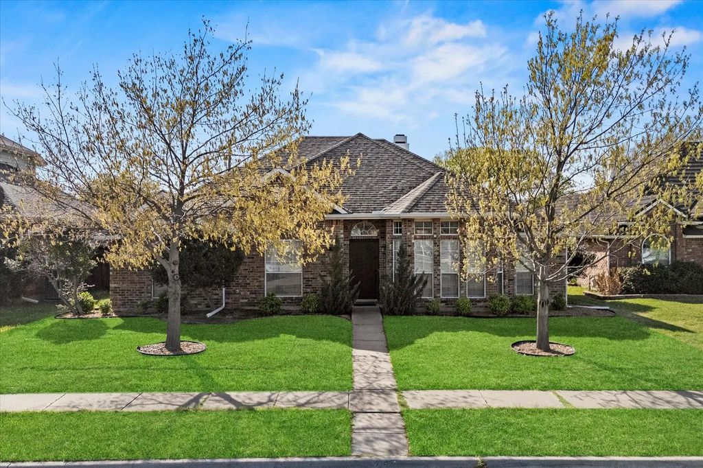 7153 Fox Drive, The Colony