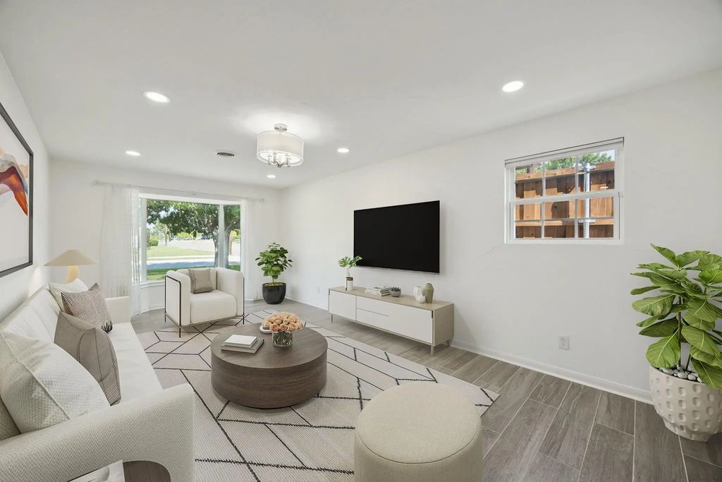 9670 Lynbrook Drive, Dallas