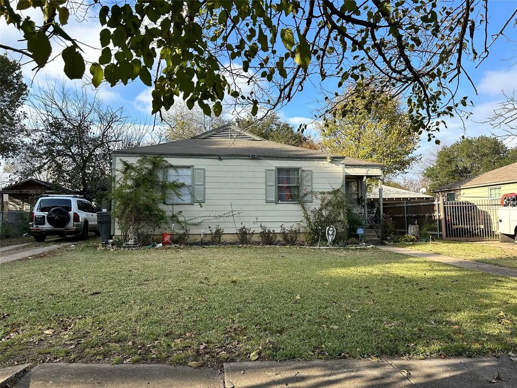 1137 Edwards Circle, Dallas