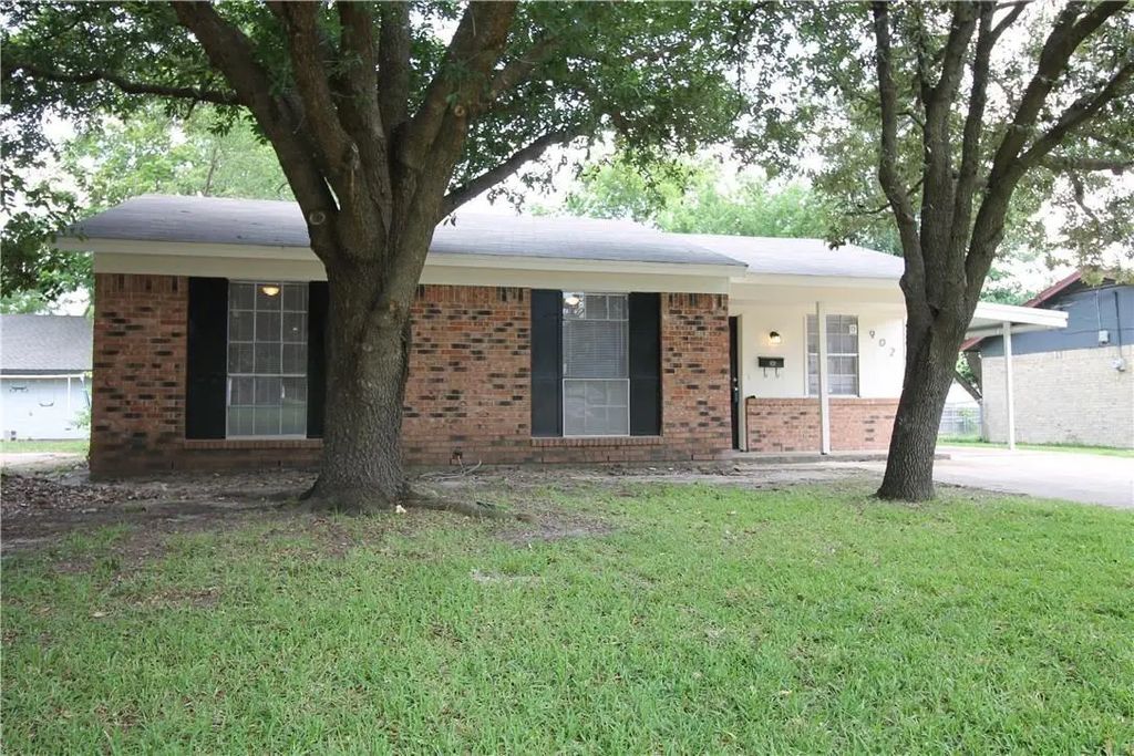 902 Lindo Drive, Mesquite