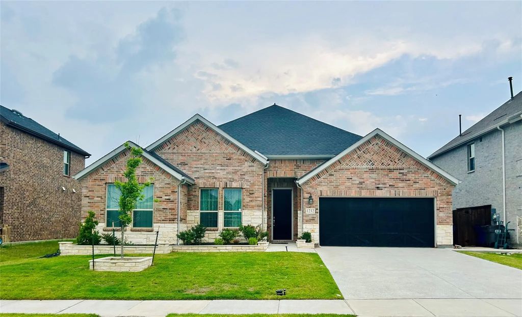 1232 Xeresa Drive, Little Elm