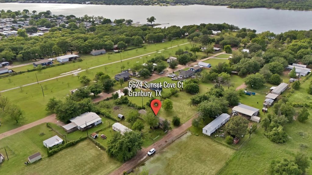 6624 Sunset Cove Court, Granbury