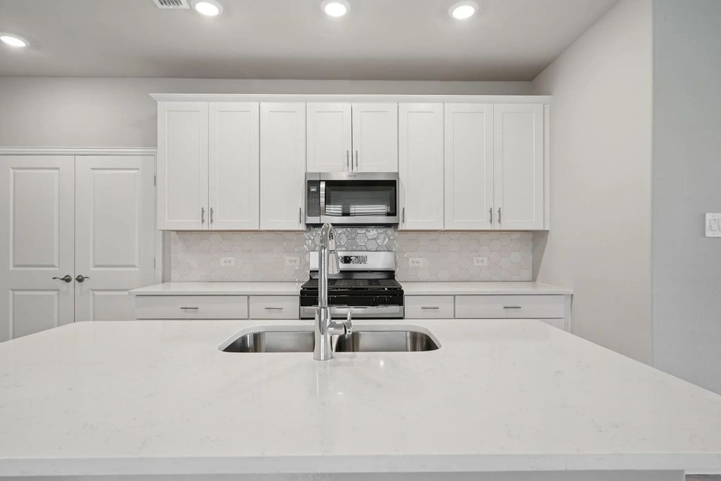522 Dorothy Drive, Princeton