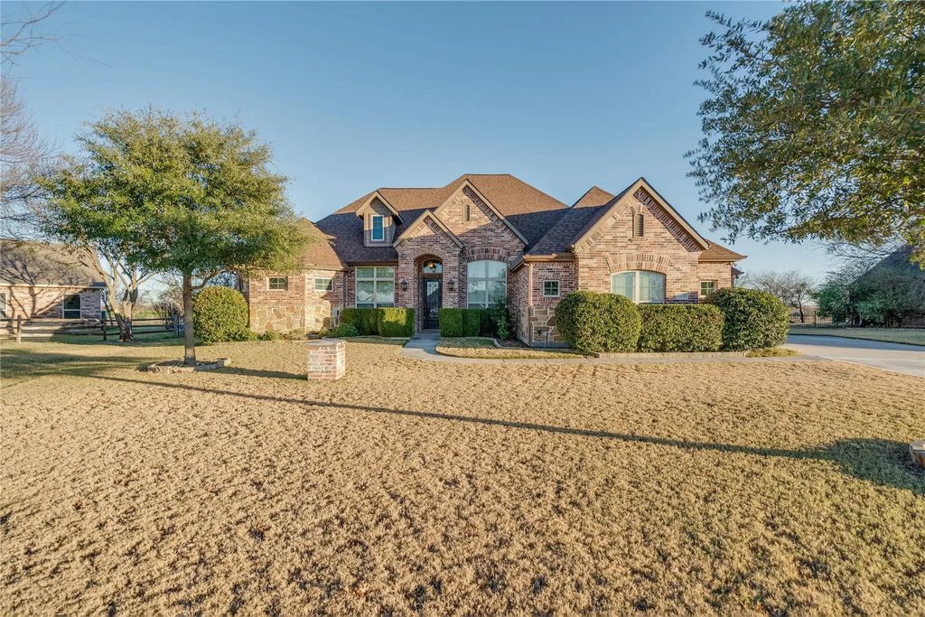 10280 Mustang Downs Drive, Fort Worth