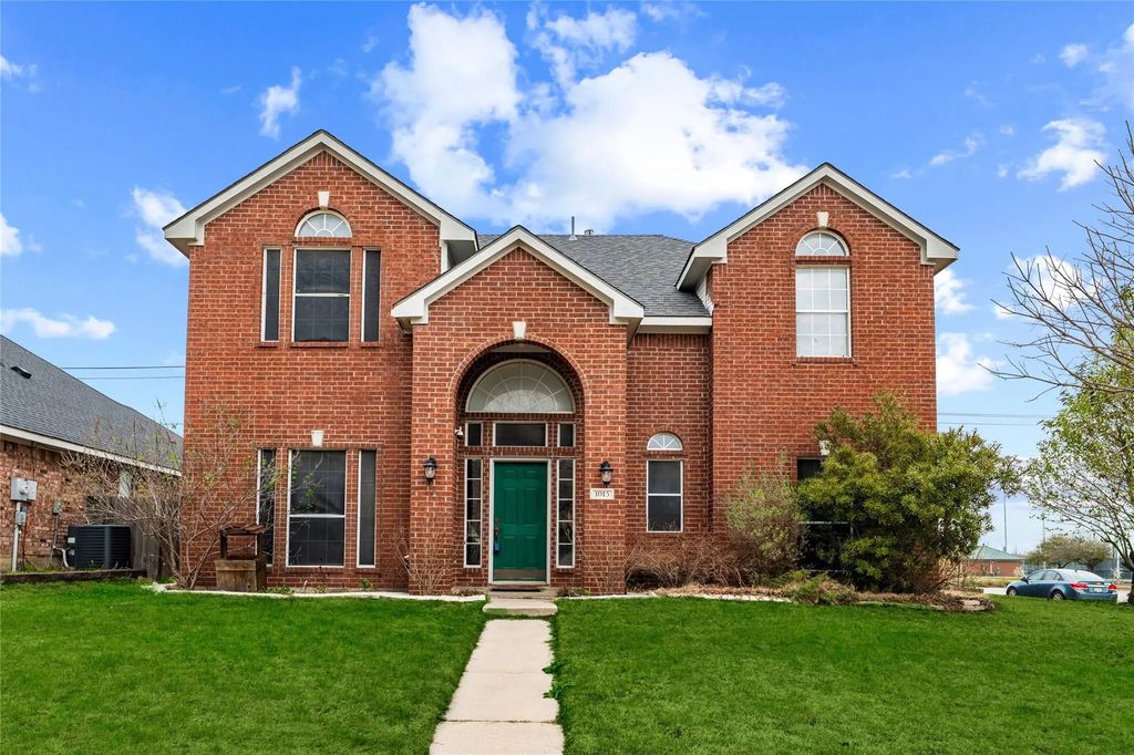 1015 Telluride Drive, Arlington