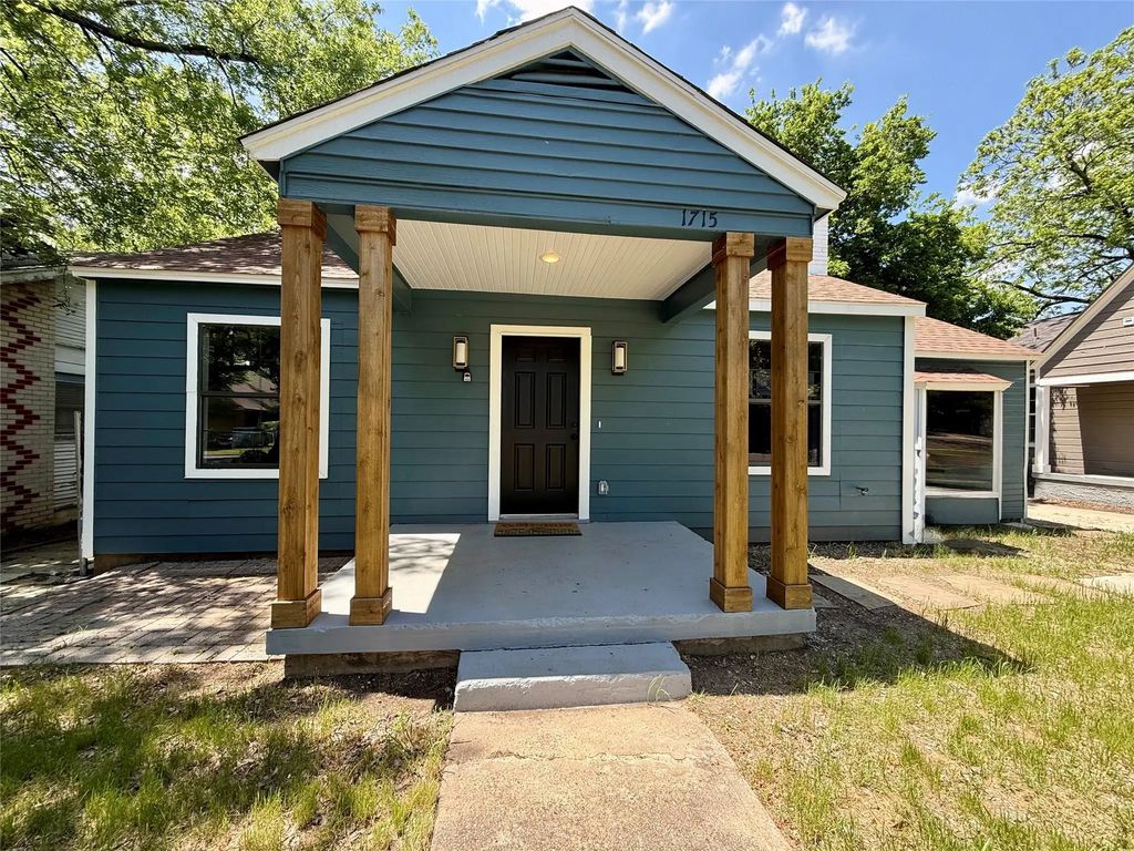 1715 Alaska Avenue, Dallas