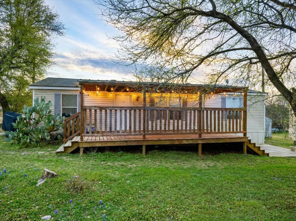 3502 Brazos River Drive, Granbury