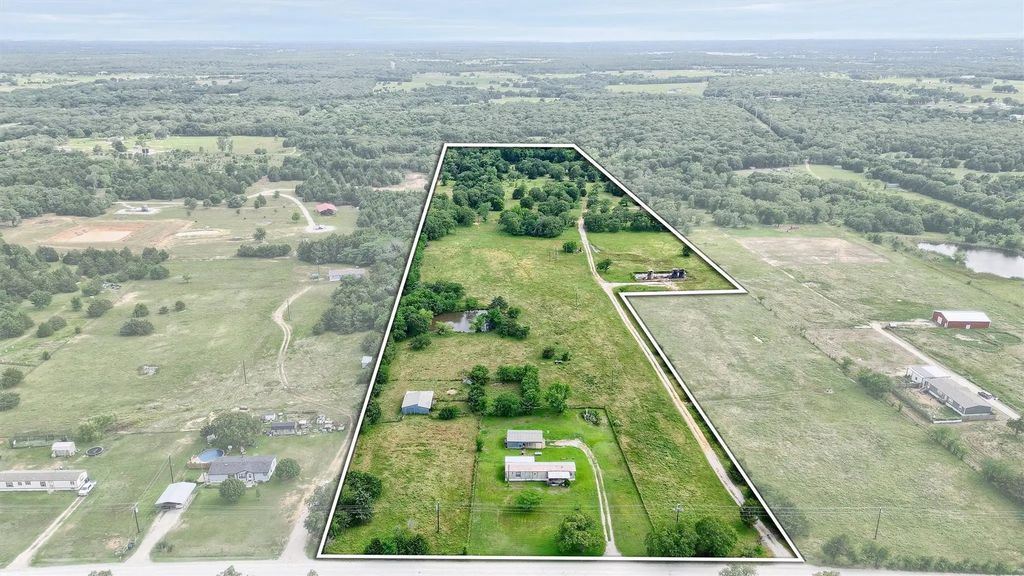 1142 County Road 212, Gainesville