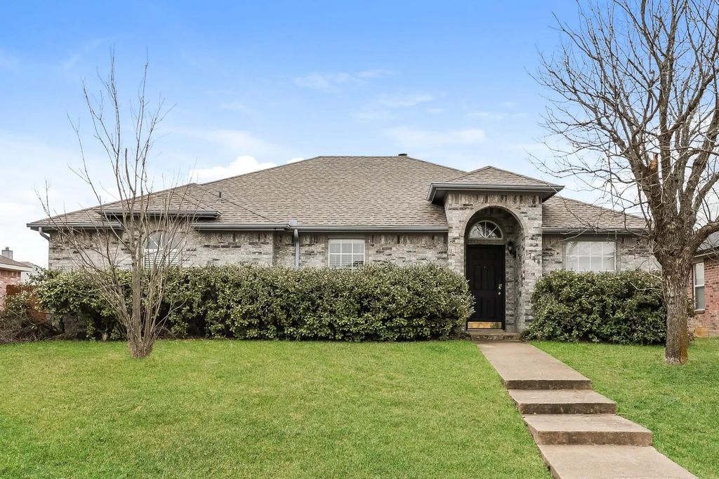 1744 Gentry Street, Lancaster