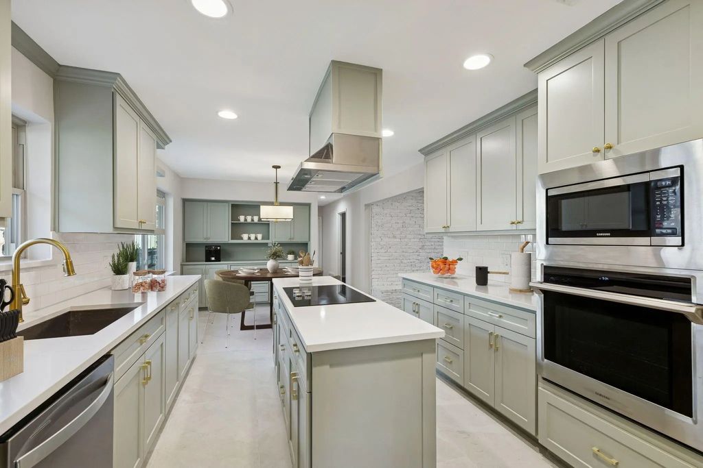 7160 Blackwood Drive, Dallas