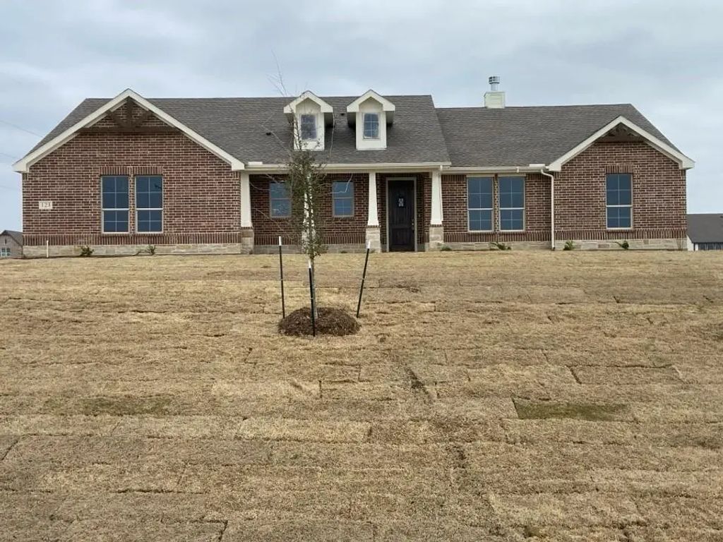 123 Big Sky Road, Decatur