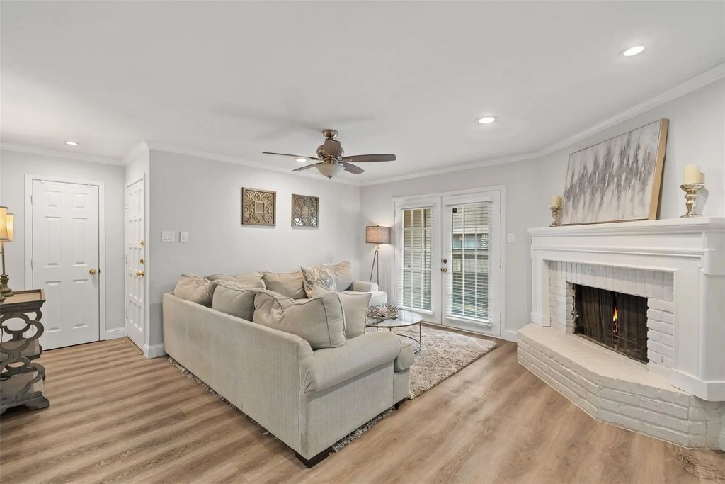 5200 Martel Avenue 6d, Dallas