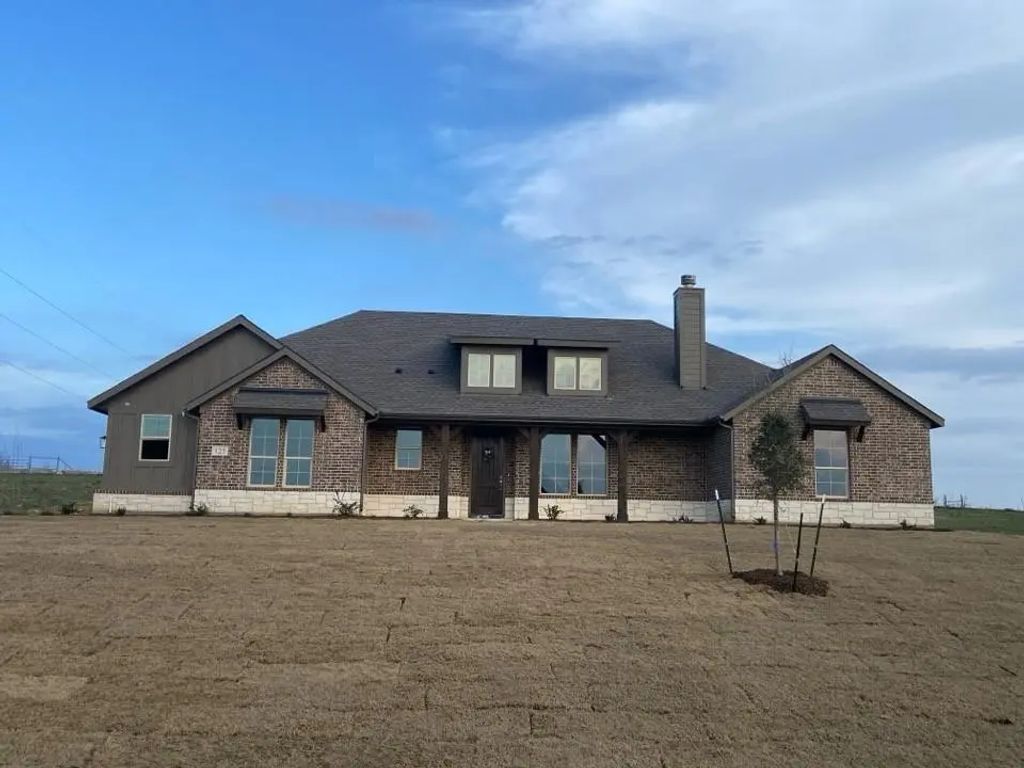 125 Hillview Trail, Decatur