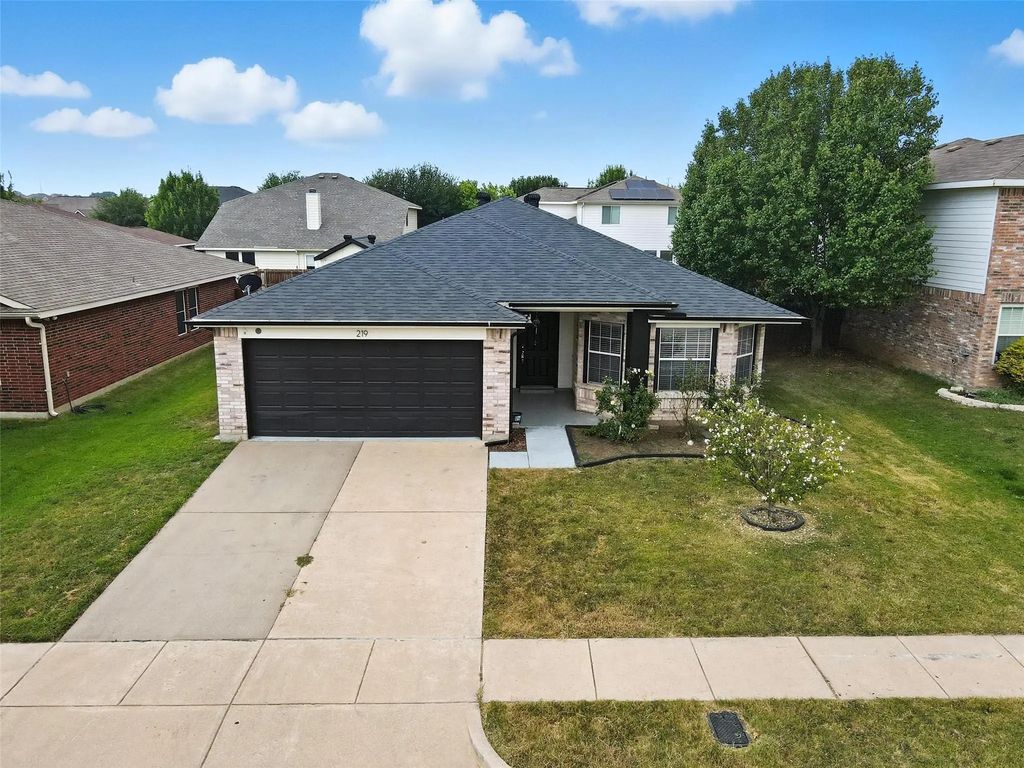 219 Hilltop Drive, Justin