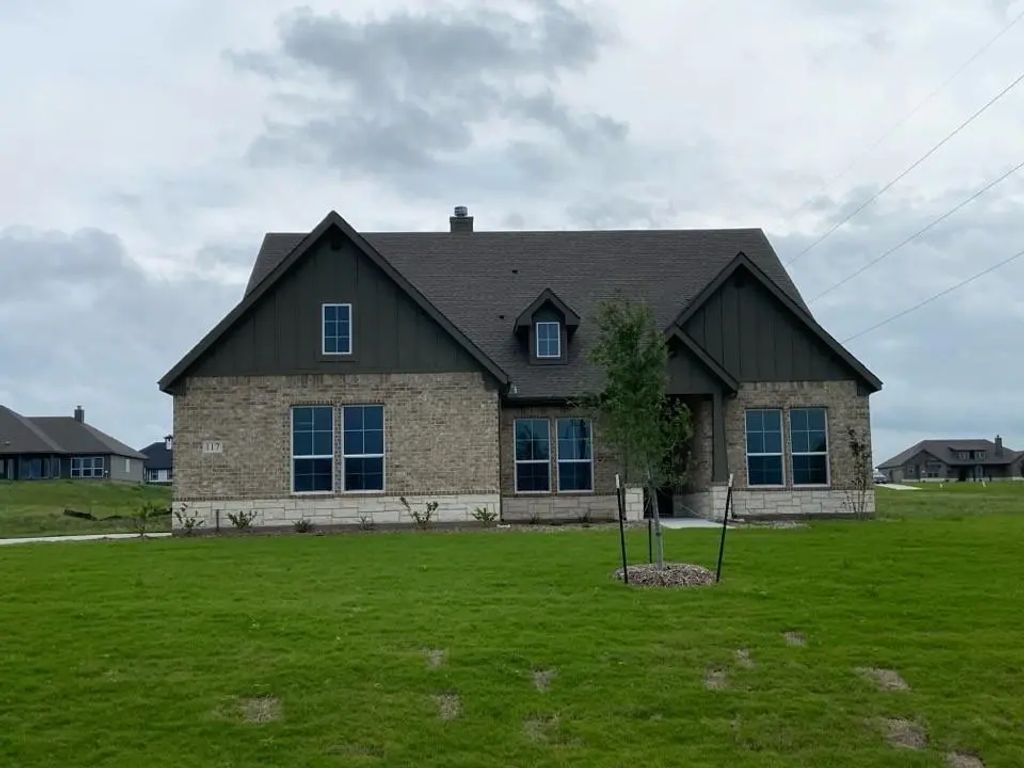 117 Big Sky Road, Decatur