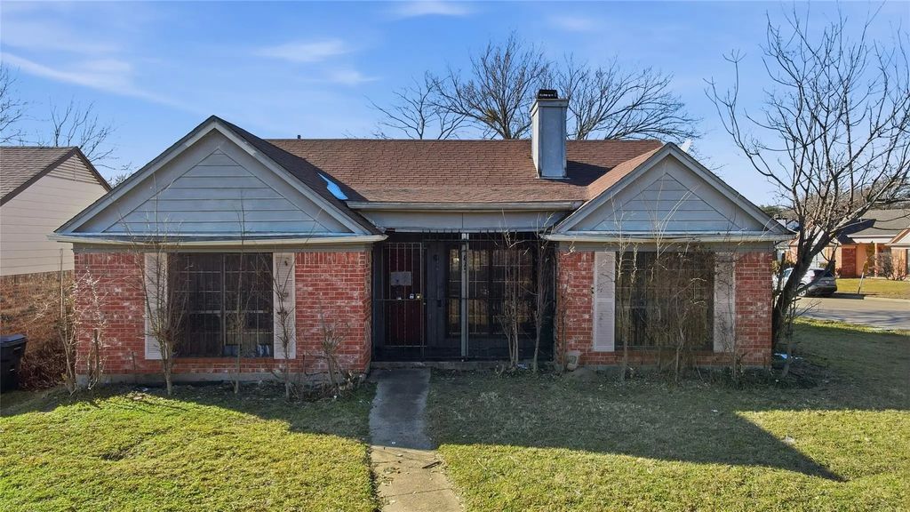 815 Apache, Dallas