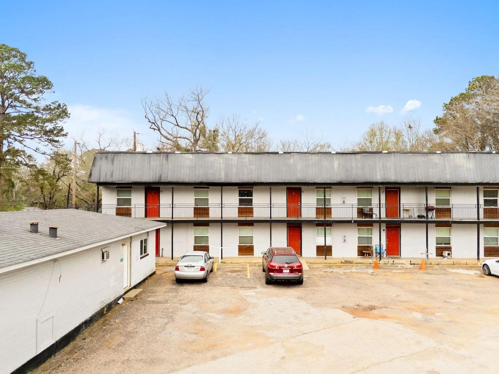 429 Johnson Street 13, Longview