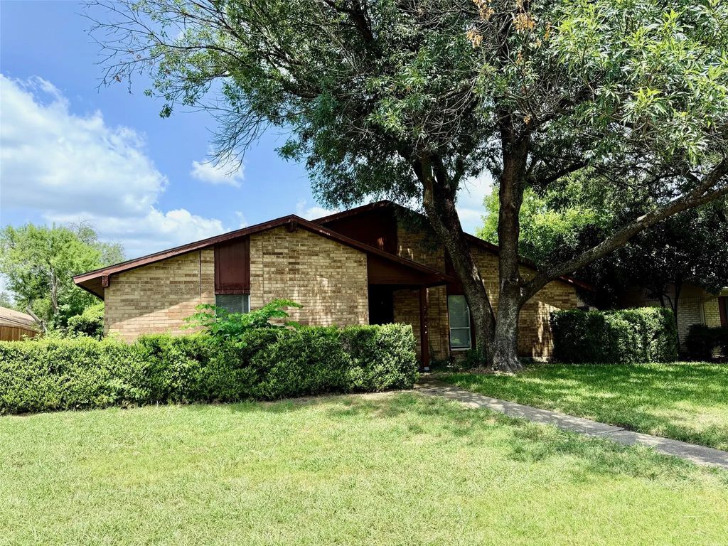 1909 Forestdale Drive, Richardson