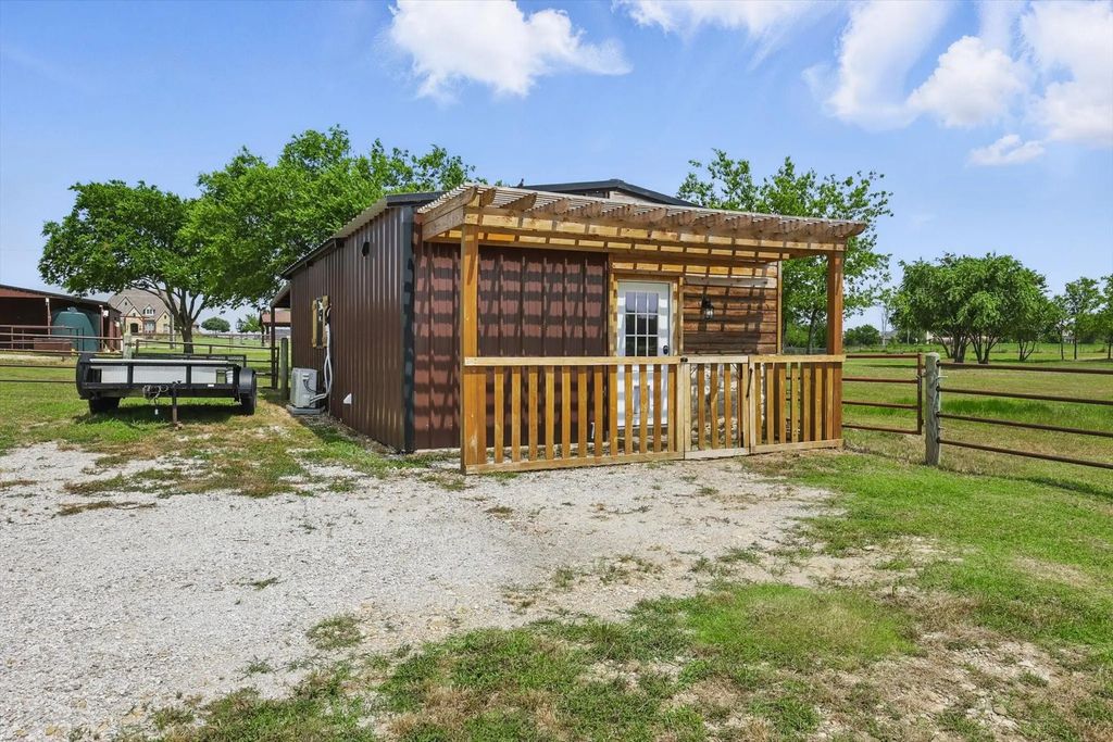 13421 Emu Lane 2, Northlake