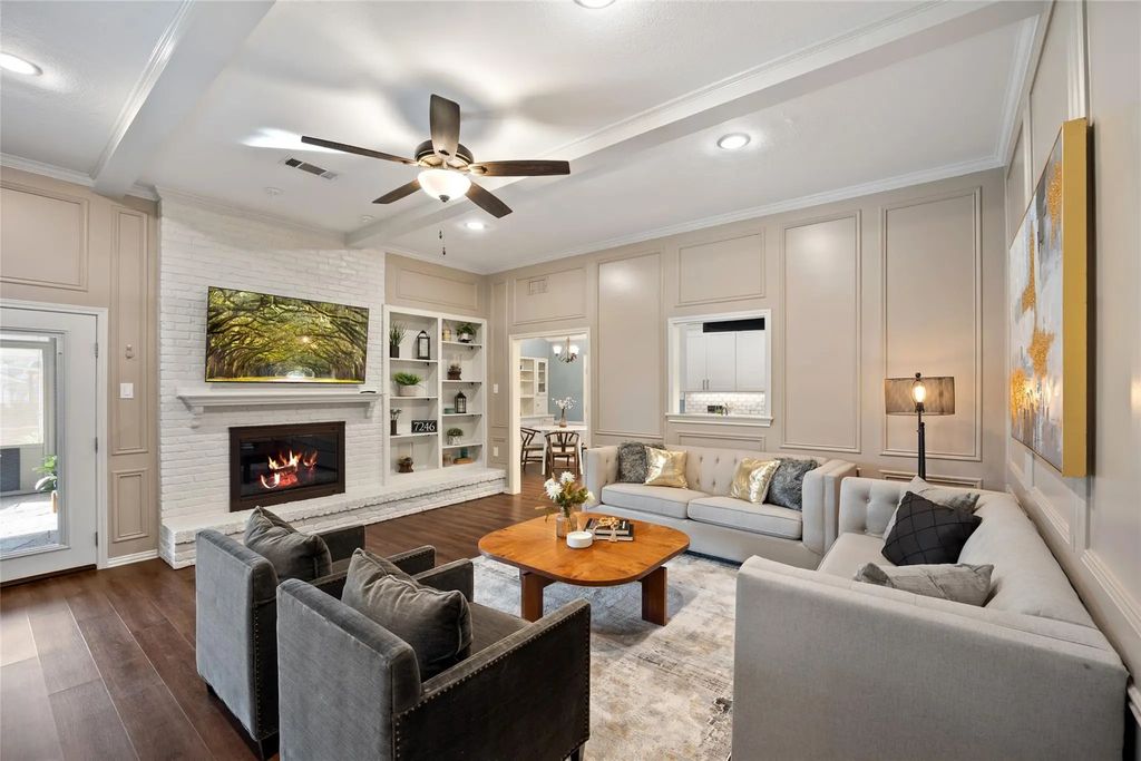 7246 La Sobrina Drive, Dallas