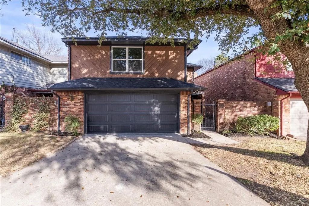 9632 Park Highlands Drive, Dallas