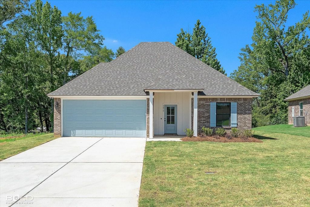 5878 Northwood Oaks, Shreveport