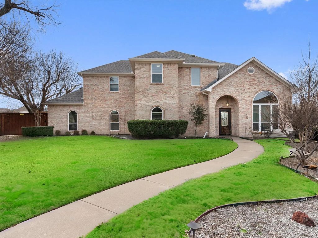 1103 Pawnee Court, Carrollton