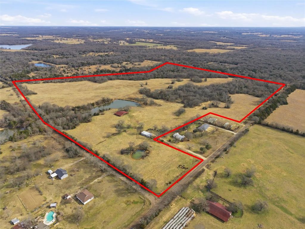 742 County Road 1144, Miller Grove