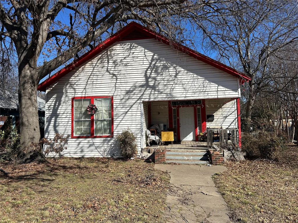 700 N Clinton Avenue, Dallas
