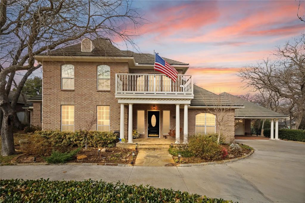 5000 Bridgewater Drive, Arlington
