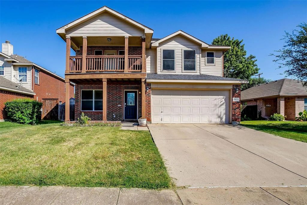 1303 Red Deer Way, Arlington
