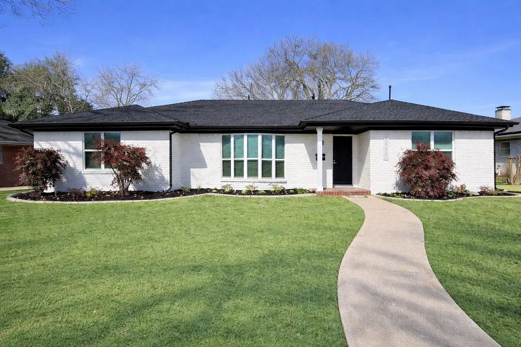 1605 Glenwick Drive, Plano
