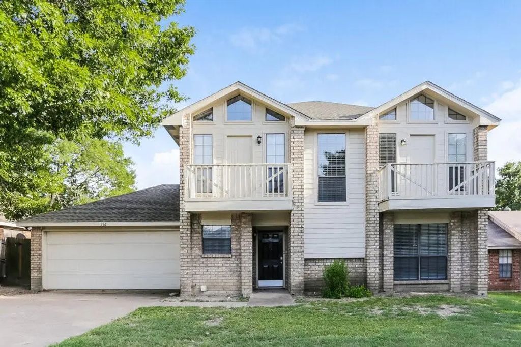 216 Mesa Wood Drive, Glenn Heights