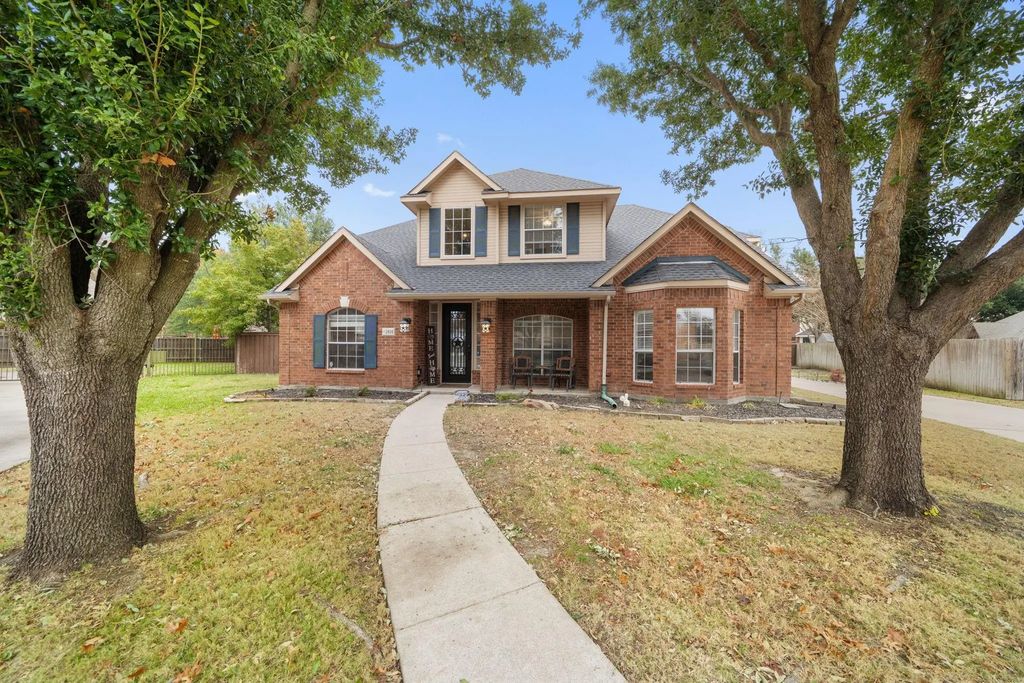 2806 Rosewood Boulevard, McKinney