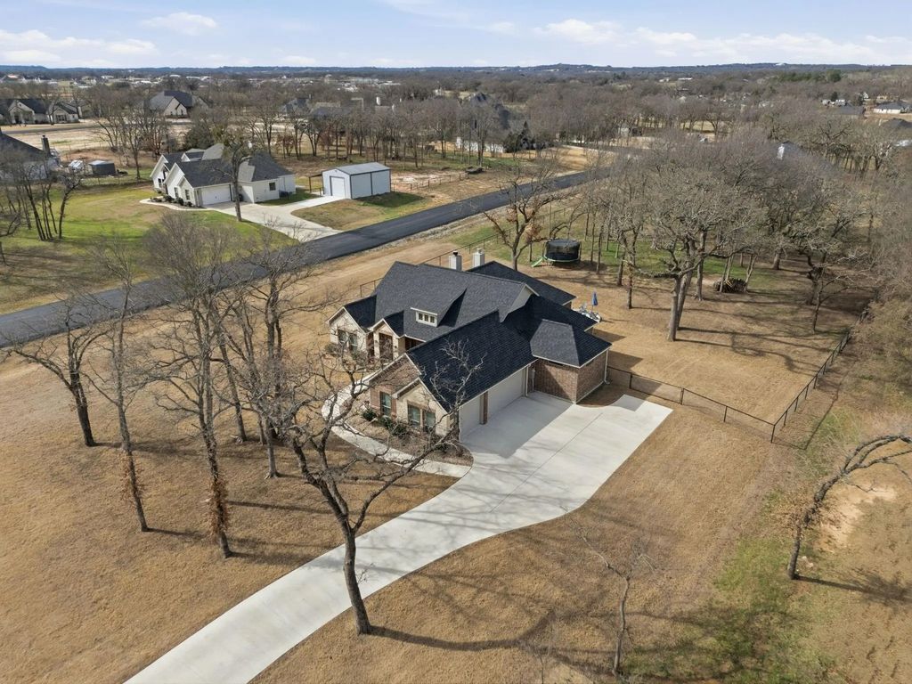664 Winkler Way, Springtown