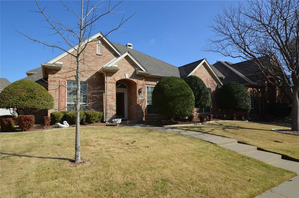 1120 Surrey Lane, Allen