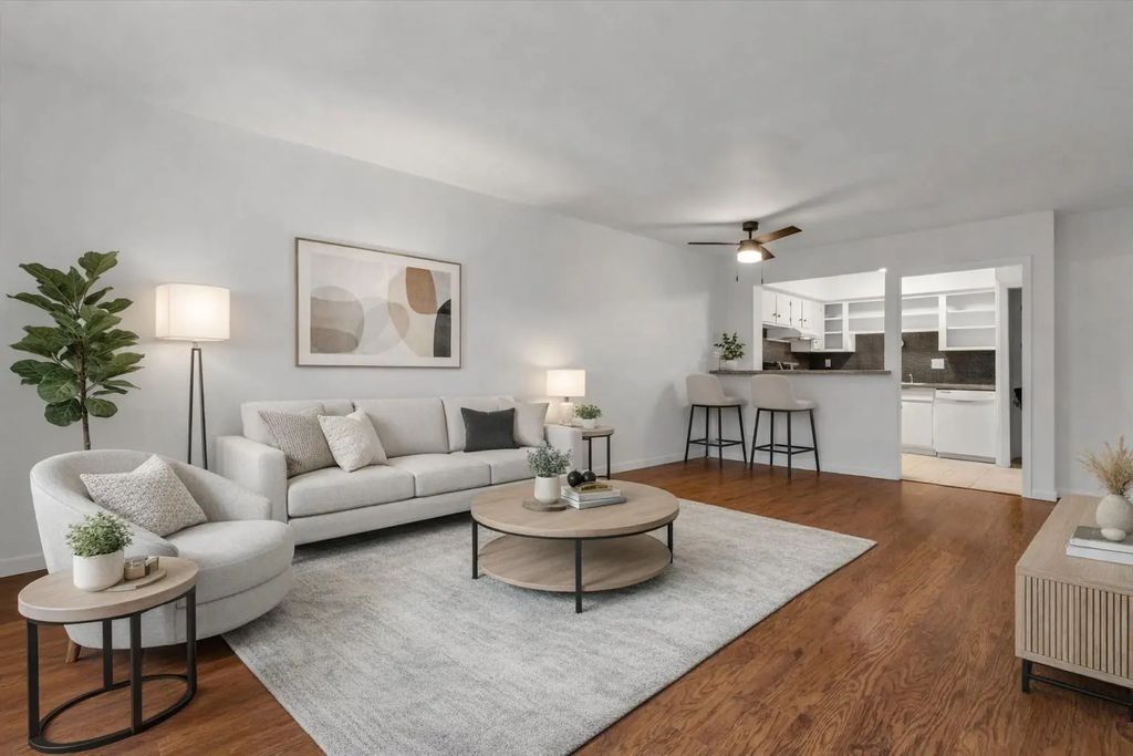 5305 Fleetwood Oaks Avenue 274, Dallas