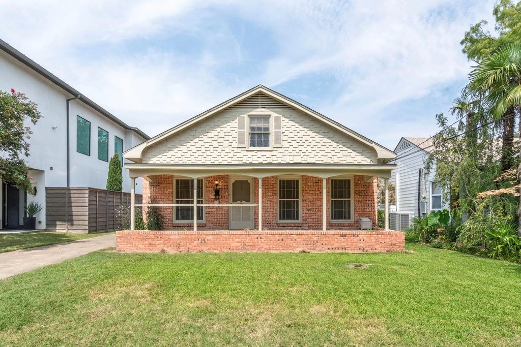 4407 Bonham Street, Dallas