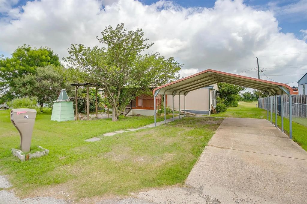 1021 Tanglewood Drive, Alvarado