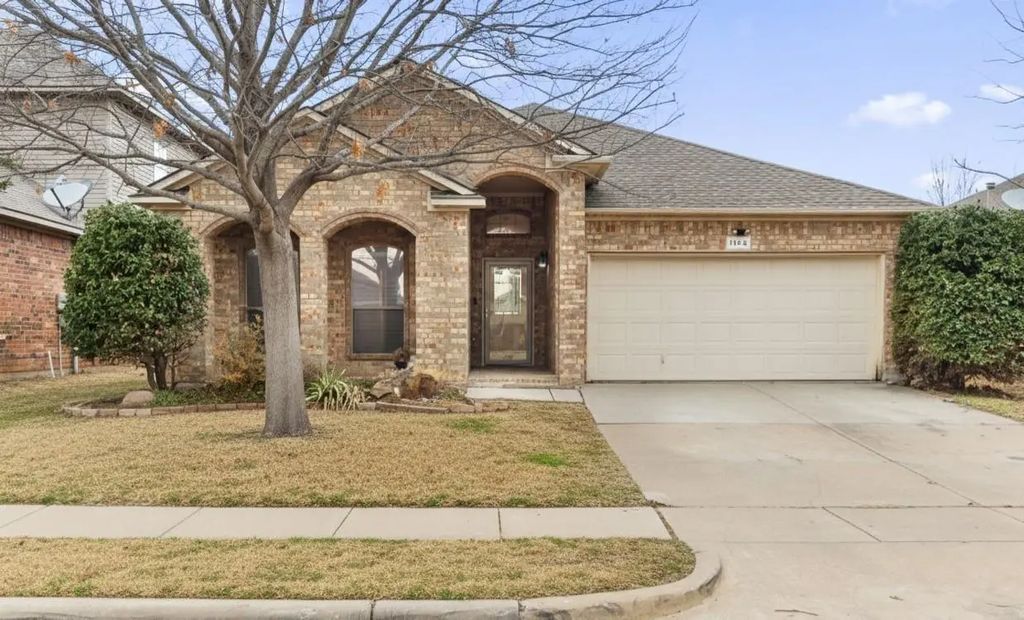 1164 Roping Reins Way, Fort Worth