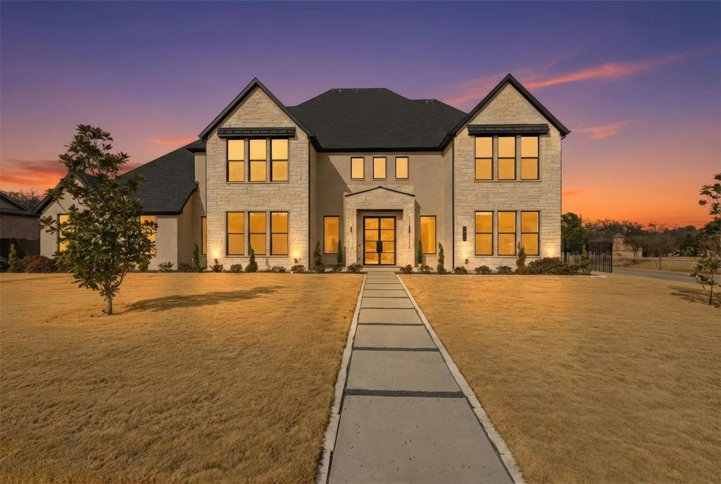 1423 Hawthorne Lane, Keller