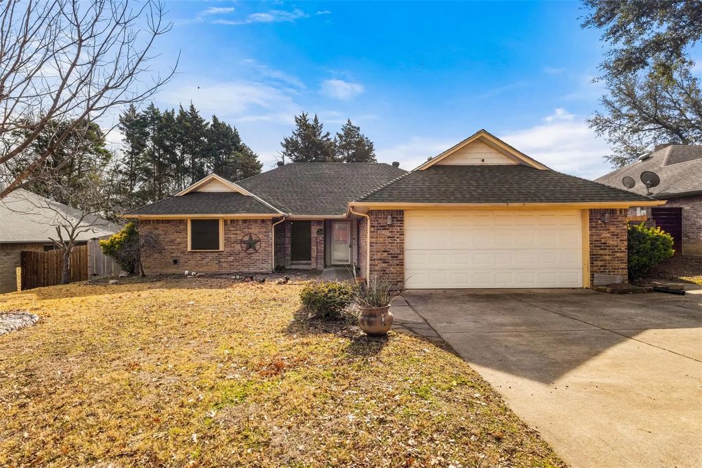 4314 Simmons Drive, Rowlett