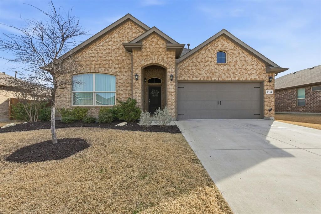 1109 Scotney Lane, Saginaw