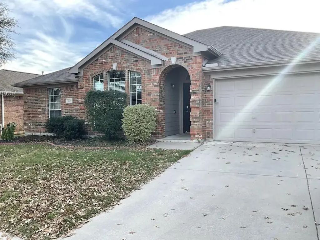 5609 Parkplace Drive, Denton