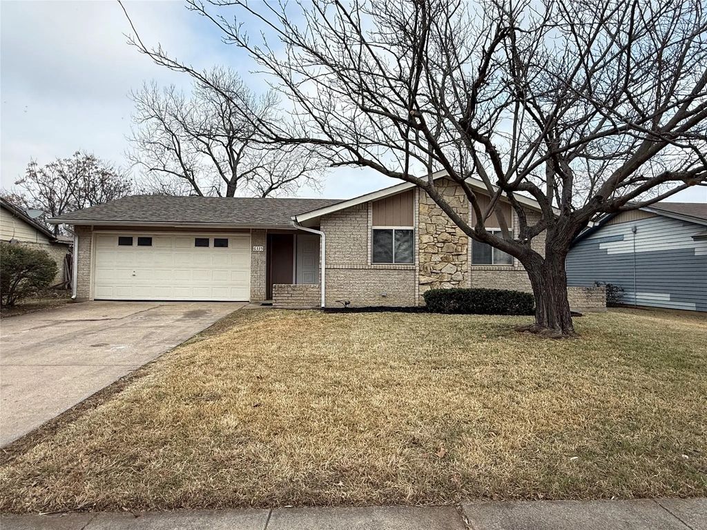 6335 Bellbrook Drive, Dallas