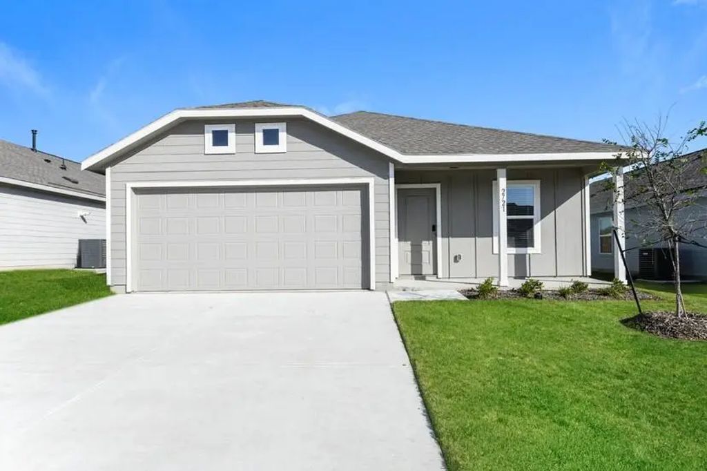 2721 Center Creek, Benbrook
