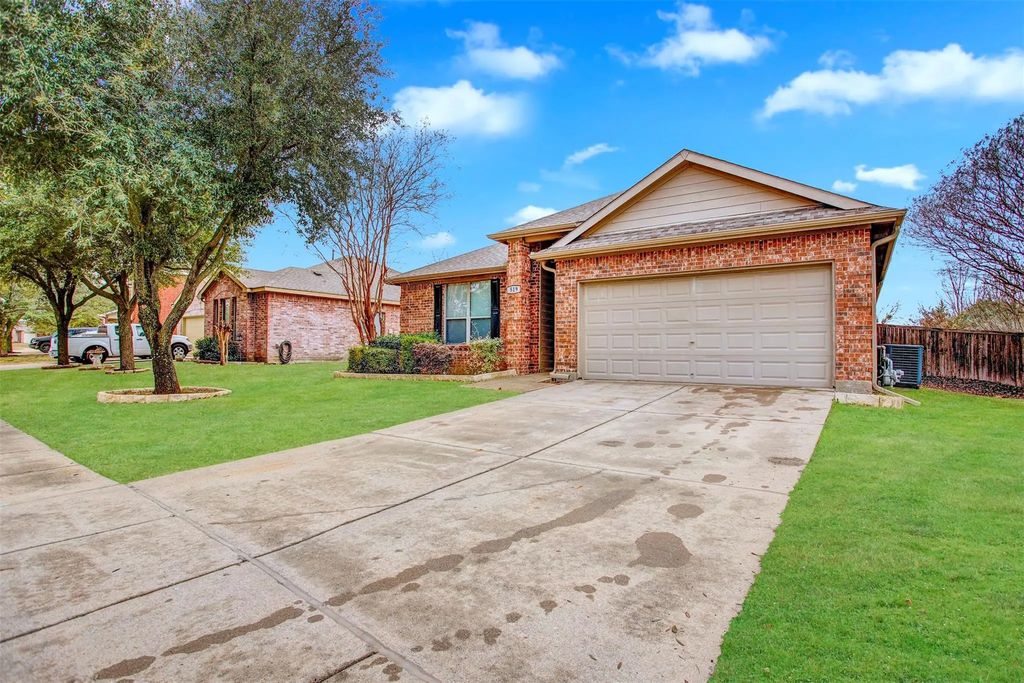 519 Hunters Ridge Drive, Melissa