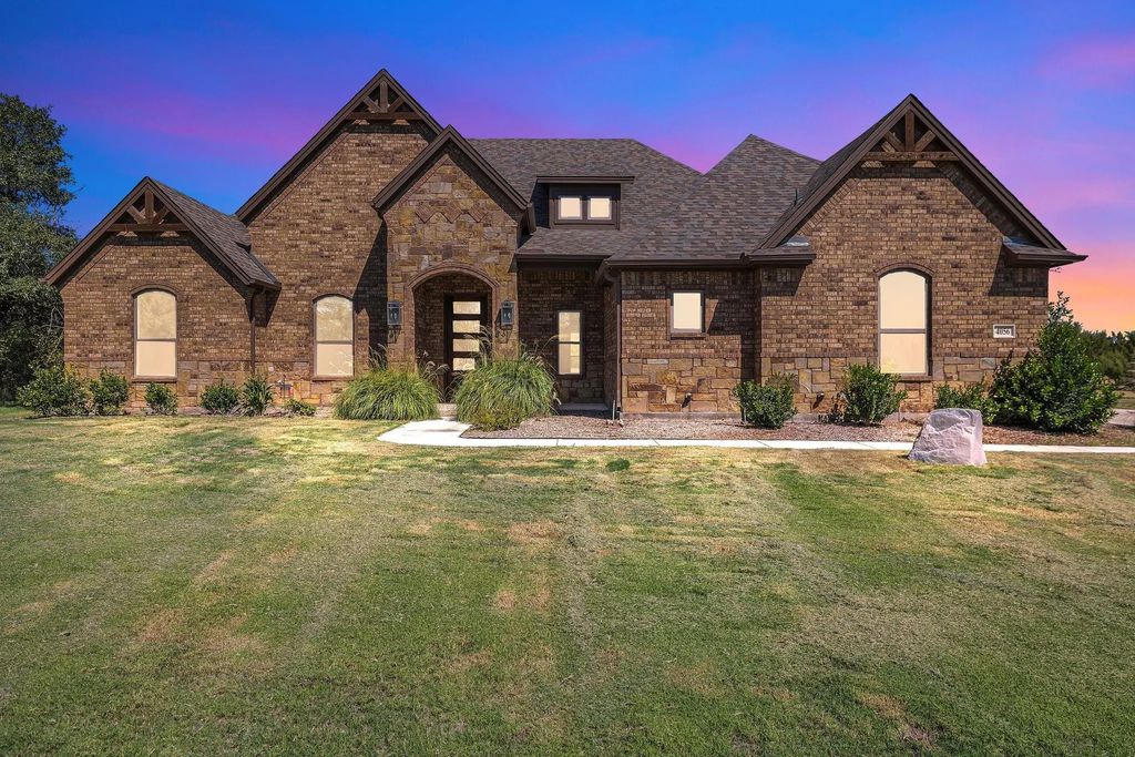 4056 Overlook Way, Weatherford