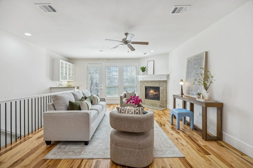 2606 Shelby Avenue 304, Dallas