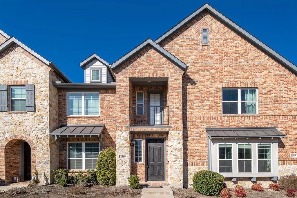 2509 Barnwood Lane, Garland